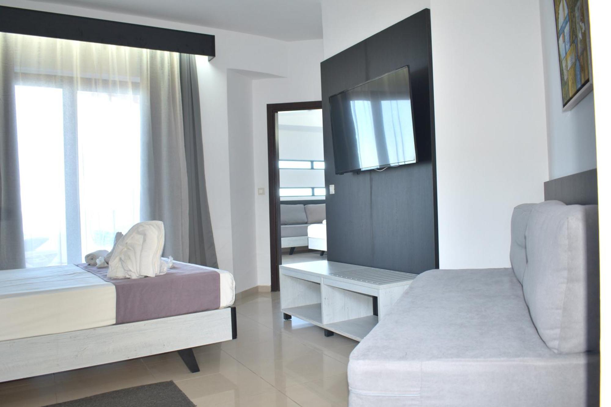 Galini Sea View Hotel Agia Marina Exteriör bild