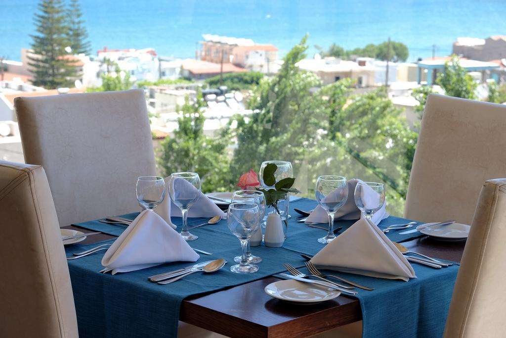 Galini Sea View Hotel Agia Marina Restaurang bild